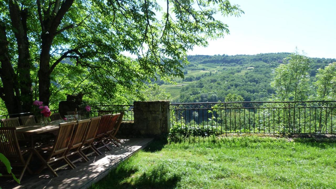 Maison De Famille Et D'Ami-E-S Valady Kültér fotó