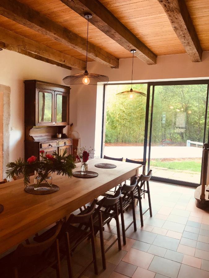 Maison De Famille Et D'Ami-E-S Valady Kültér fotó