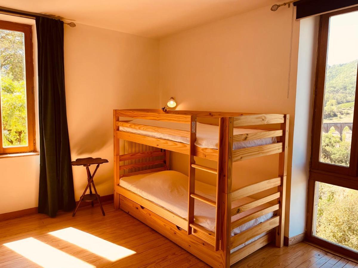 Maison De Famille Et D'Ami-E-S Valady Kültér fotó
